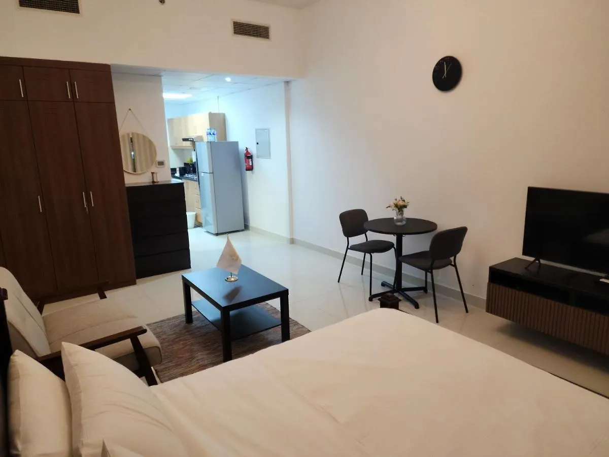 Elite 6 Sports Residence By Golden Casa Dubai 0*,